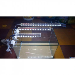 XILONG LED-D20 csíptetős 215 cm hosszú 6 w/~600lm világítás 25-35cm akváriumra Felszerelés Akvarisztika XILONG