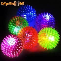 Kutyajáték K00335 közepes villogó sipolós tüskés labda 8 cm Kutya kutya-macska